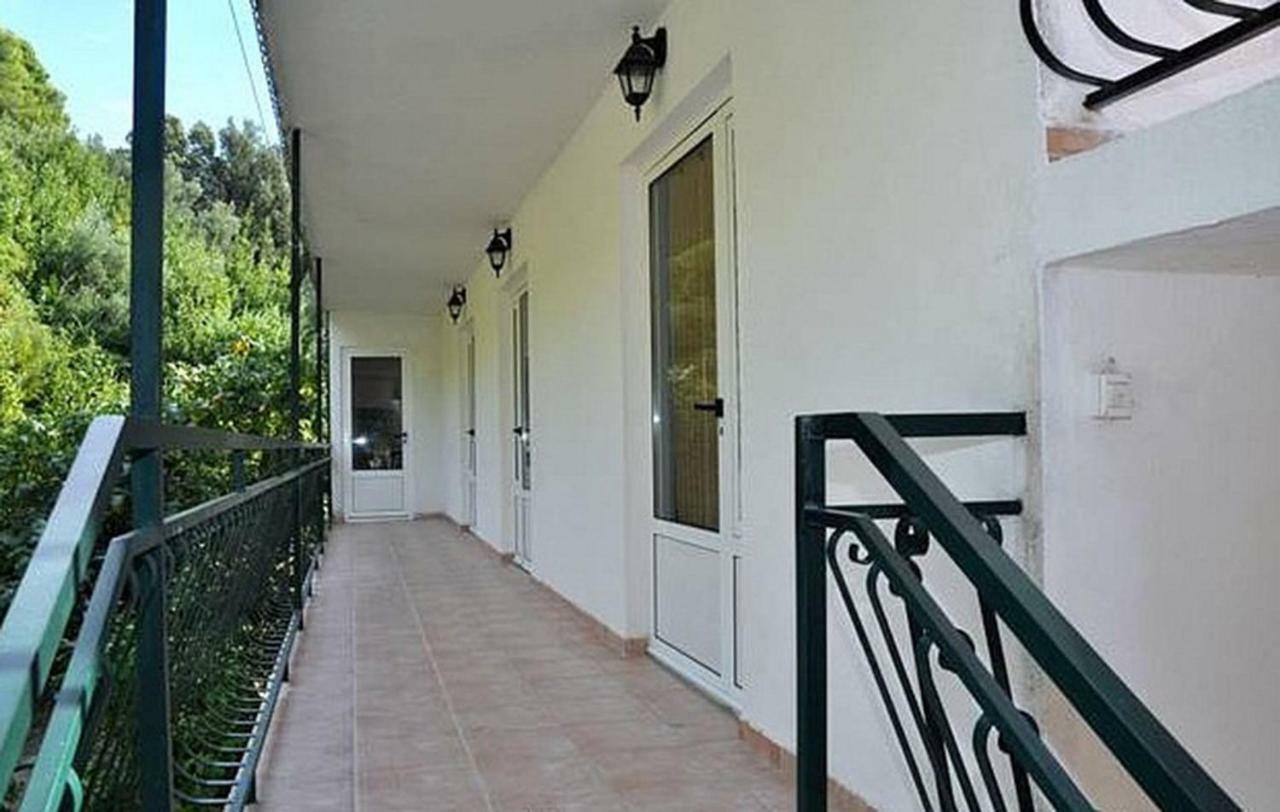 Apartments Marinovac Zivogosce Exterior photo